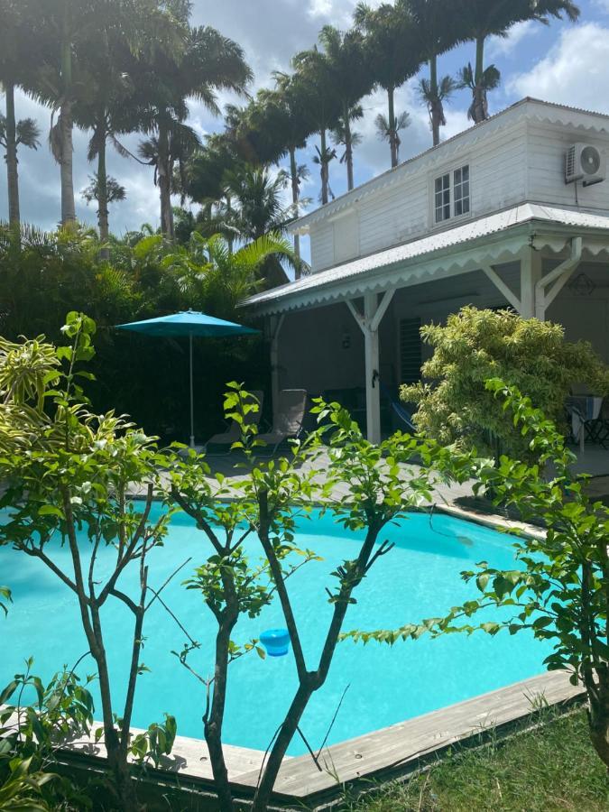 Nogent Sainte-Rose: Villa Avec Piscine Privee エクステリア 写真